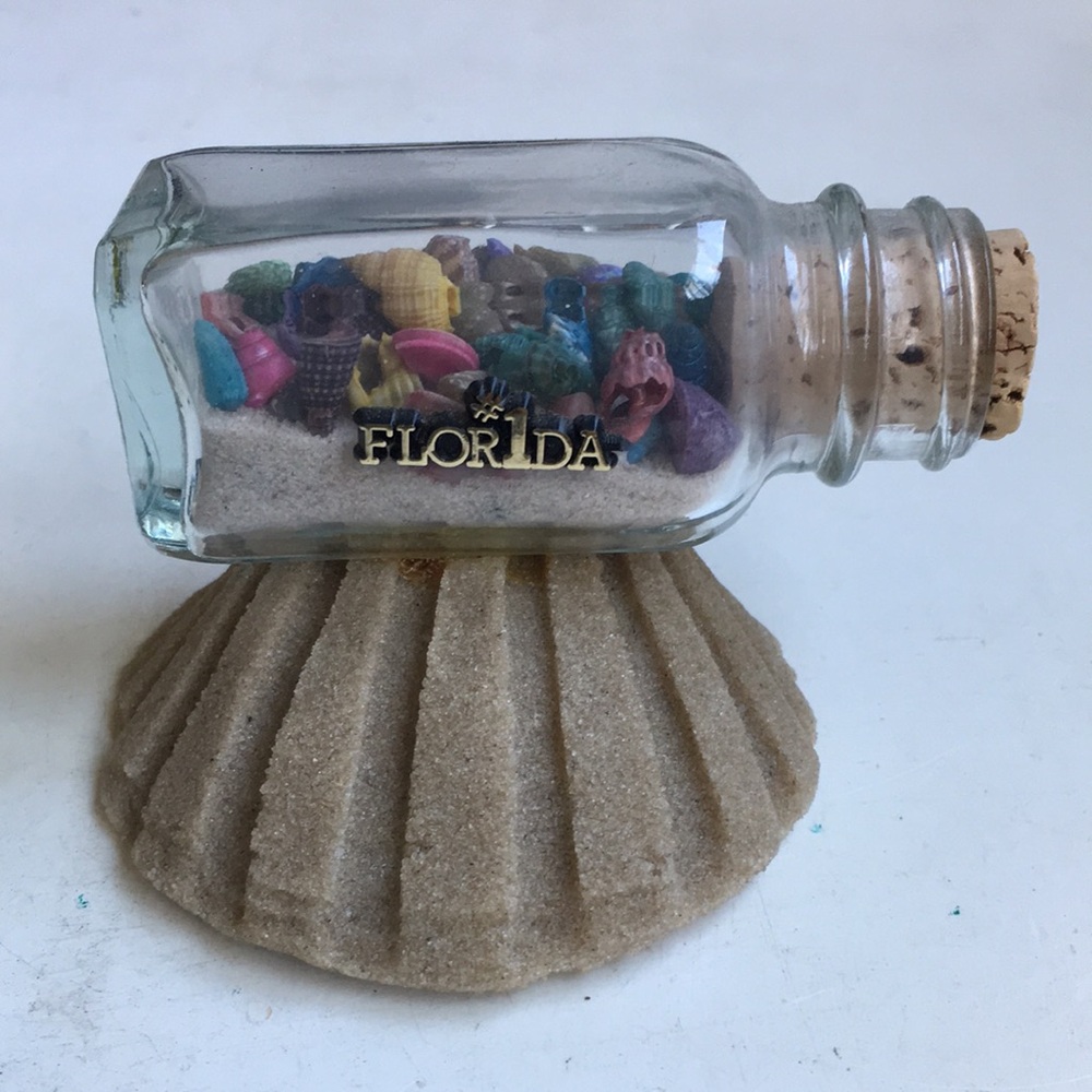 Florida Travel Souvenir Colorful Seashells Glass Cork Bottle Sand Shell Base
